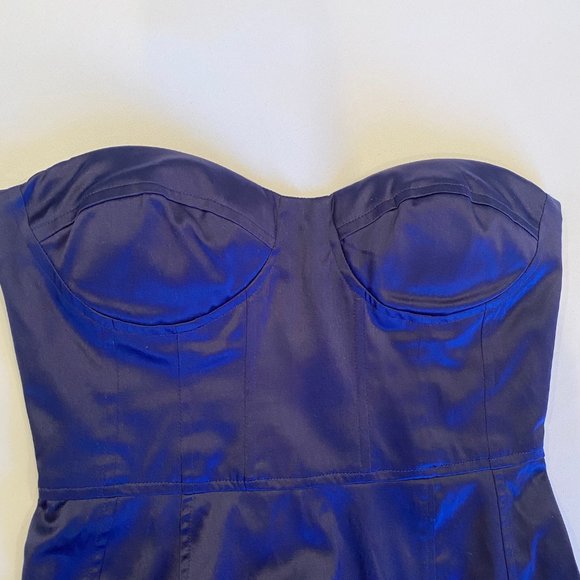 Dress - Picture 3 of 4